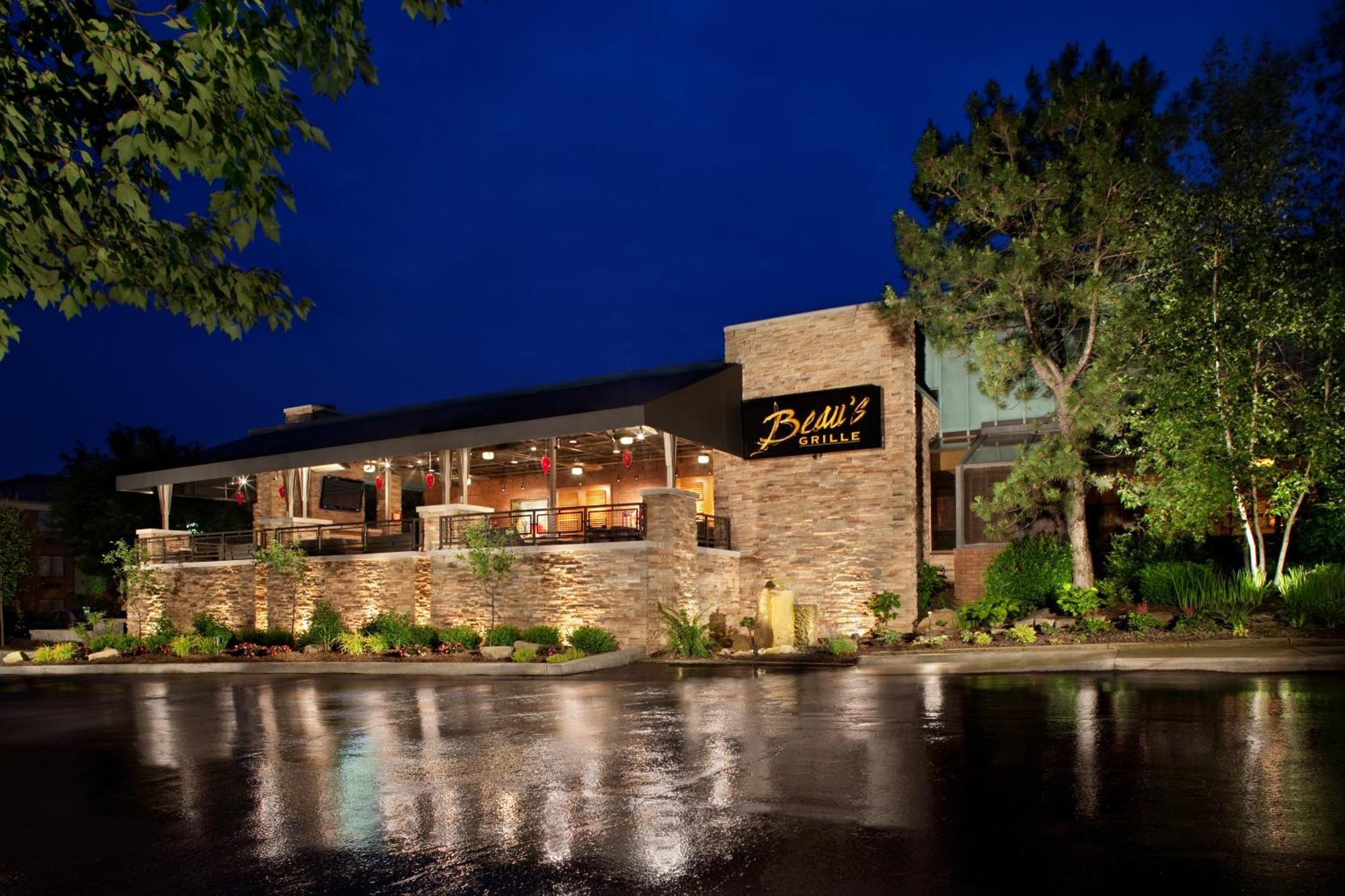 Doubletree By Hilton Akron Fairlawn Exterior photo