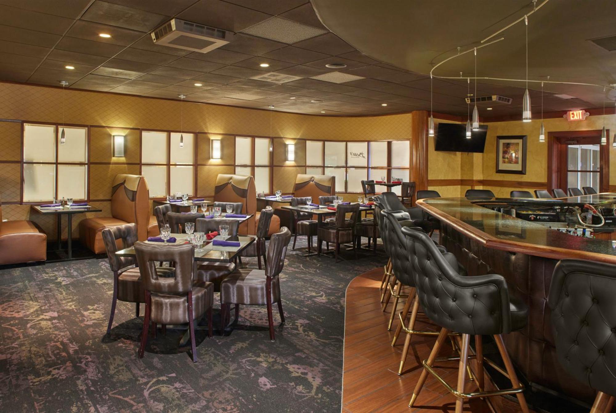 Doubletree By Hilton Akron Fairlawn Exterior photo