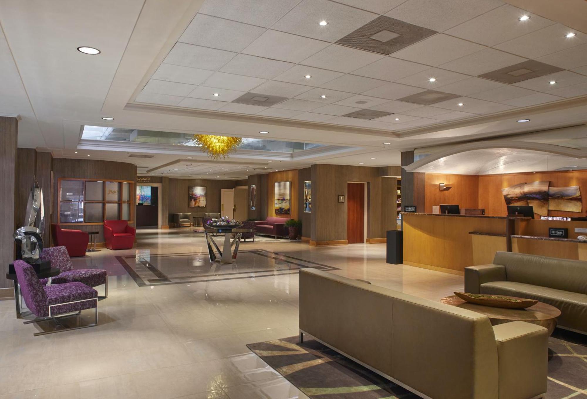 Doubletree By Hilton Akron Fairlawn Exterior photo